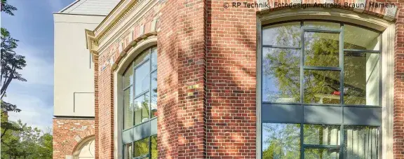 Fenêtre Acier façade vitrée