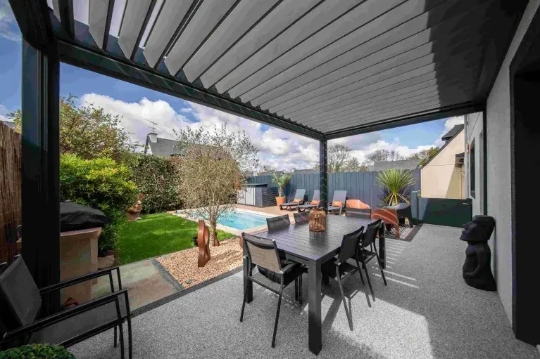 terrasse avec pergola bio